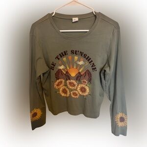 Sunflower Graphic Long Sleeve Tee